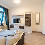 Modernes Mit Kueche, Wlan & Gemeinschaftsbad Koblenc