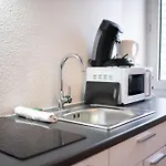 Modernes Mit Kueche, Wlan & Gemeinschaftsbad Koblenc
