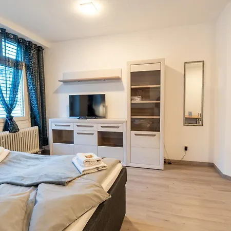 Modernes Mit Kueche, Wlan & Gemeinschaftsbad Coblença