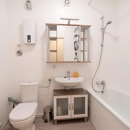 Modernes Mit Kueche, Wlan & Gemeinschaftsbad * Koblenz (Rhineland-Palatinate)