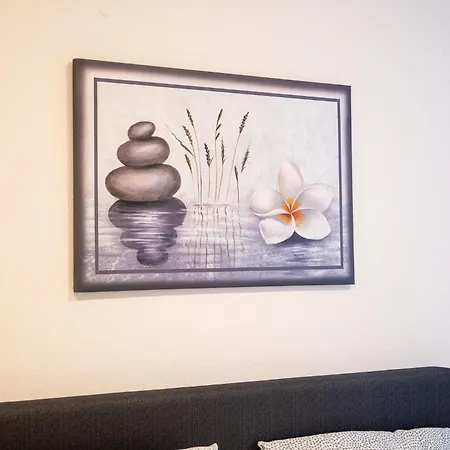 Modernes Mit Kueche, Wlan & Gemeinschaftsbad Apartmán
