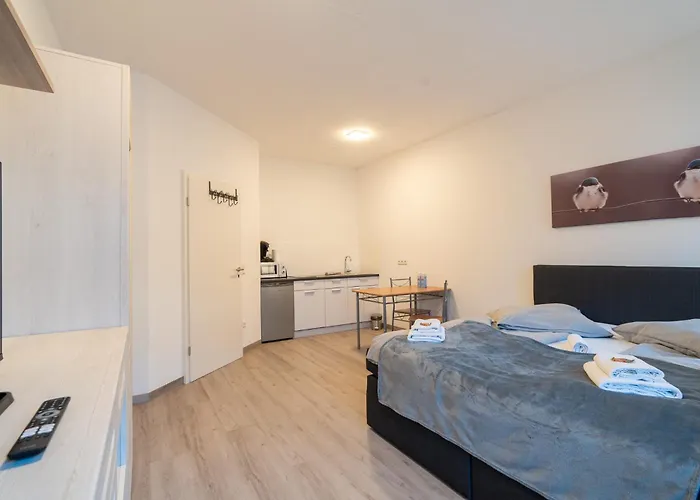 Modernes Mit Küche, Wlan&gemeinschaftsbad Apartment