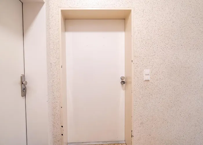 Apartment Modernes Mit Küche, Wlan&gemeinschaftsbad